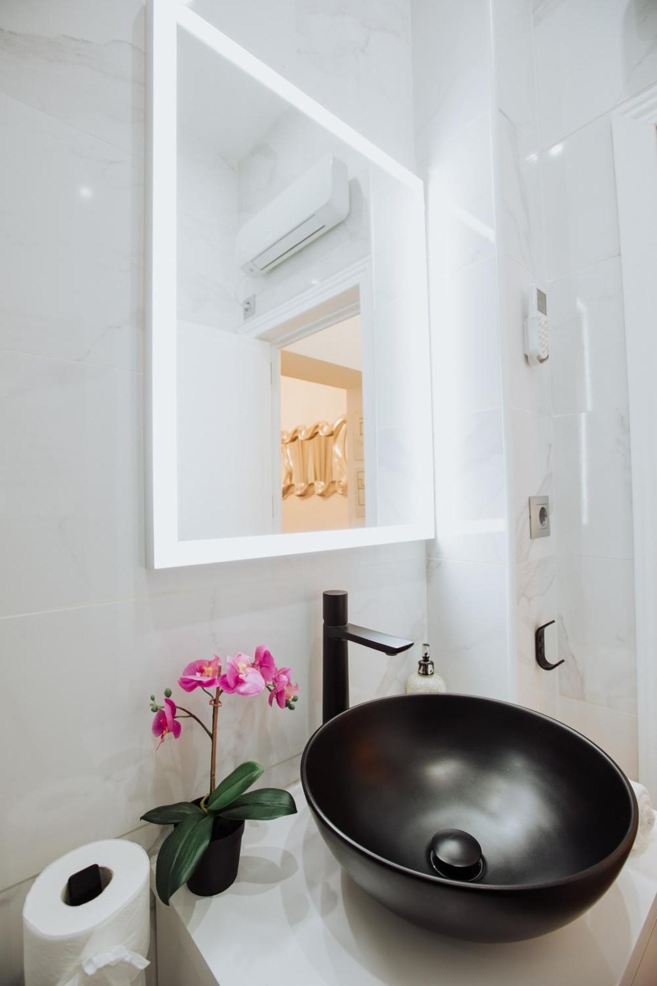 La Guarda Del Angel Apartment Madrid Ngoại thất bức ảnh