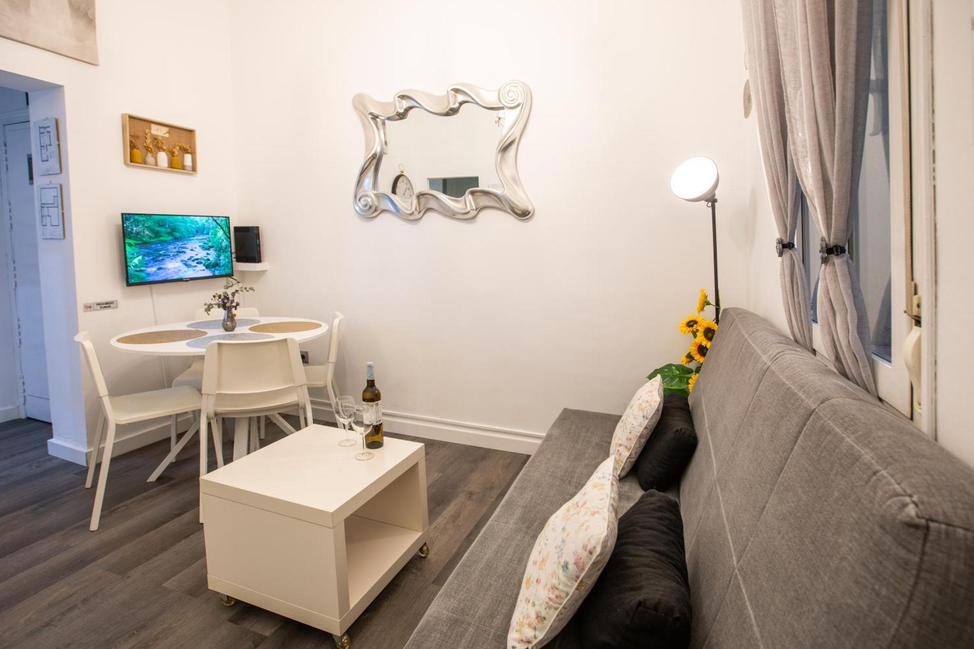 La Guarda Del Angel Apartment Madrid Ngoại thất bức ảnh